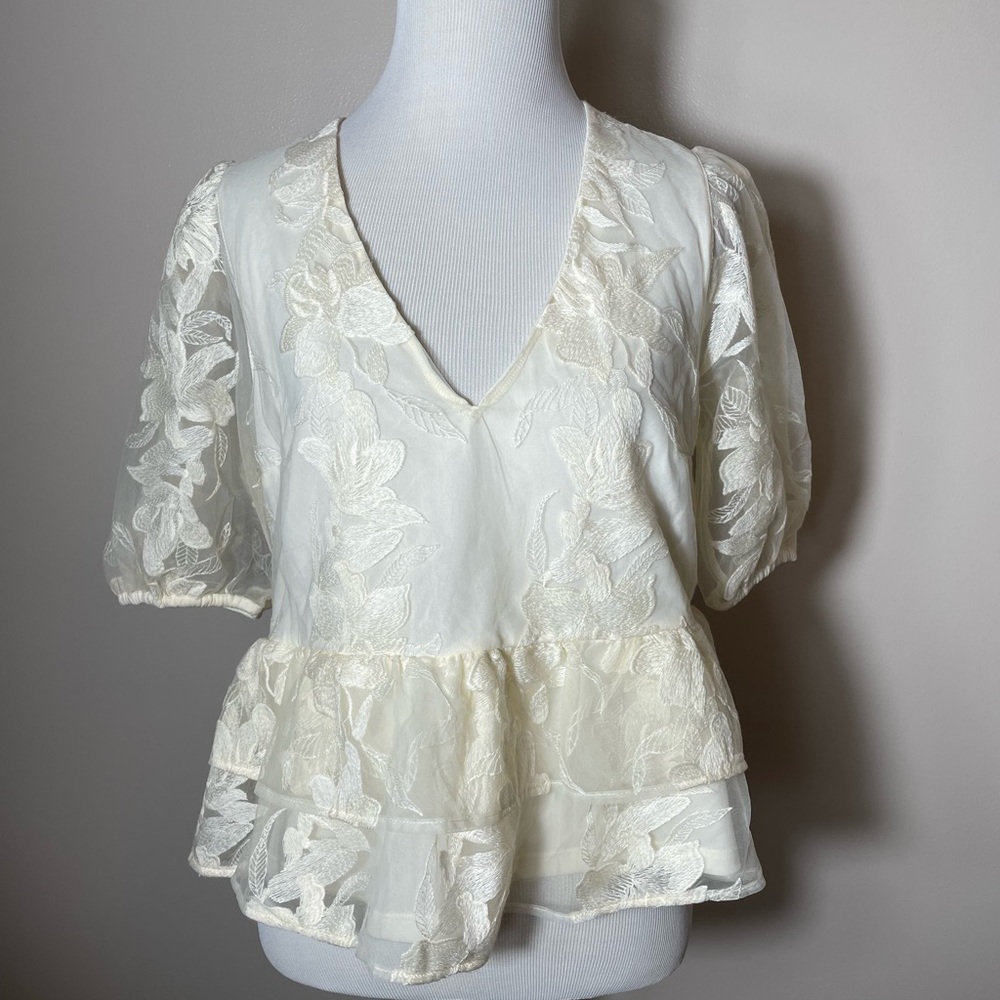 Express Elegant Cream Lace Peplum Top